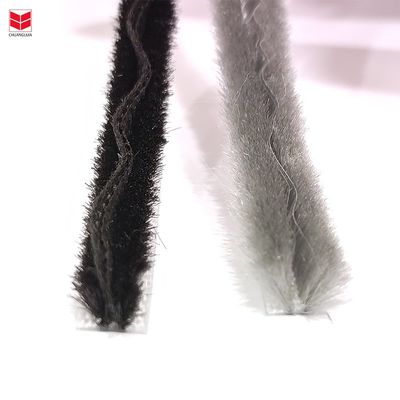 Altri colori Striscia stagno climatica a pinna Striscia di tenuta a vento e impermeabile per porte automatiche CLJ