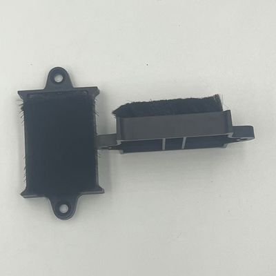 Accessori di kit di plastica per porte e finestre in blocco di alluminio altamente resistente alla polvere altezza 3-25 mm e larghezza 3-50 mm
