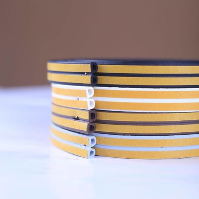 Dimensioni e forme personalizzate Tempo Stripping Rubber Seal Strip per porte e finestre Colori NERO/GRAU/BRAUN/BLANCO/ALTRO