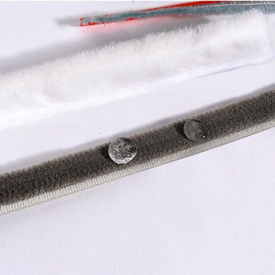100% PP Materiale tessuto Sello spazzola lana pila Strip meteo per porta per animali da compagnia a prova di polvere a prova di insetti a prova di suono Funzione