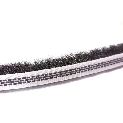 Moderno stile di design CLJ Fined resistente al vento resistente alla polvere Mohair spazzola con plastico Weatherstripping e 3-25mm altezza pila