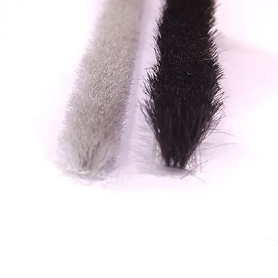 Moderno stile di design CLJ Fined resistente al vento resistente alla polvere Mohair spazzola con plastico Weatherstripping e 3-25mm altezza pila