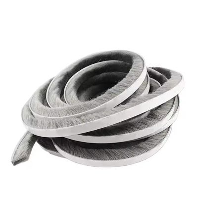 Moderno design appartamento porta sigillo Strip spazzola adatto per alluminio finestre Gap lana pila PP materiale tempo Stripping