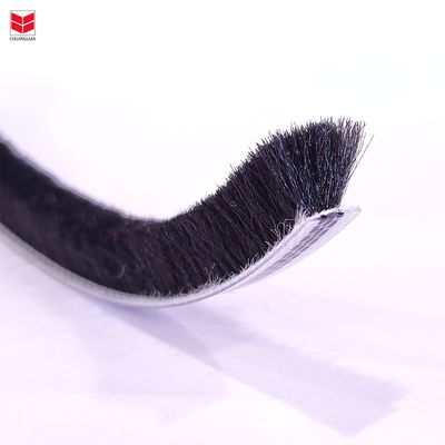 Stripping climatico personalizzabile per finestre scorrevoli Colori NERO/GRIO/MARONE/BIANCO/ALTRO Altezza di pila 3-25mm / larghezza 3-50mm