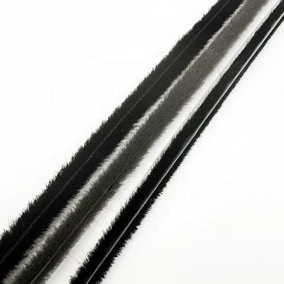 3-50 mm larghezza di pila Anti-polvere spazzola di sigillo Strip meteo per resistenza al vento e resistenza alla polvere soluzione porta finestra